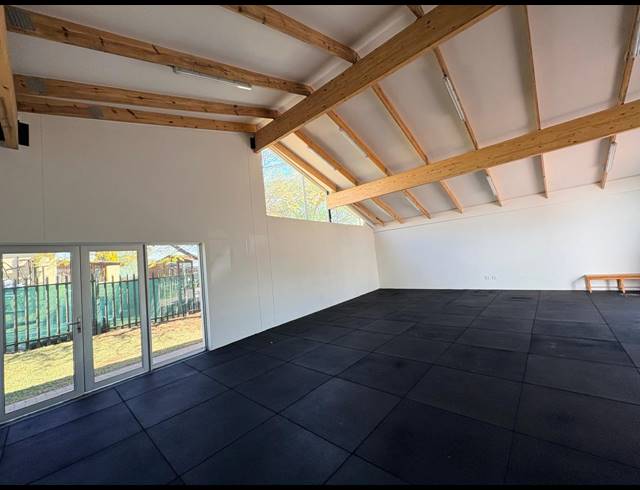 129M² OFFICE TO LET IN KYALAMI